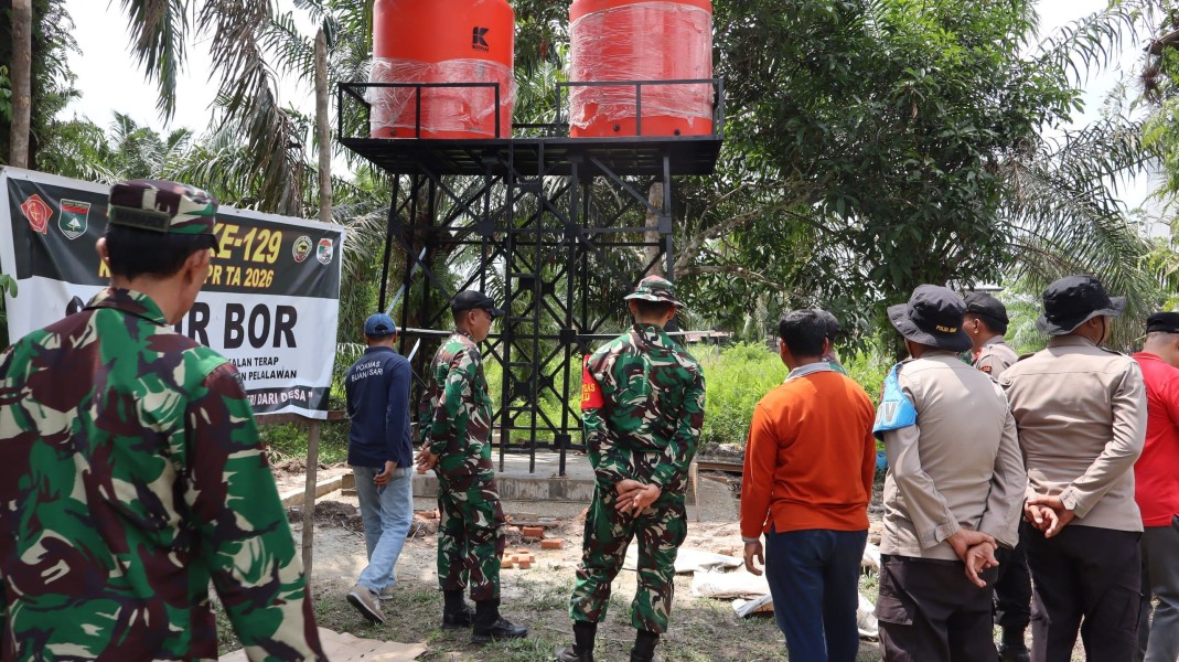 Pastikan Kesiapan Kunjungan Tim Wasev Mabesad, Dandim 0313/KPR Peninjauan Langsung Sasaran Fisik TMMD di Pangkalan Terap