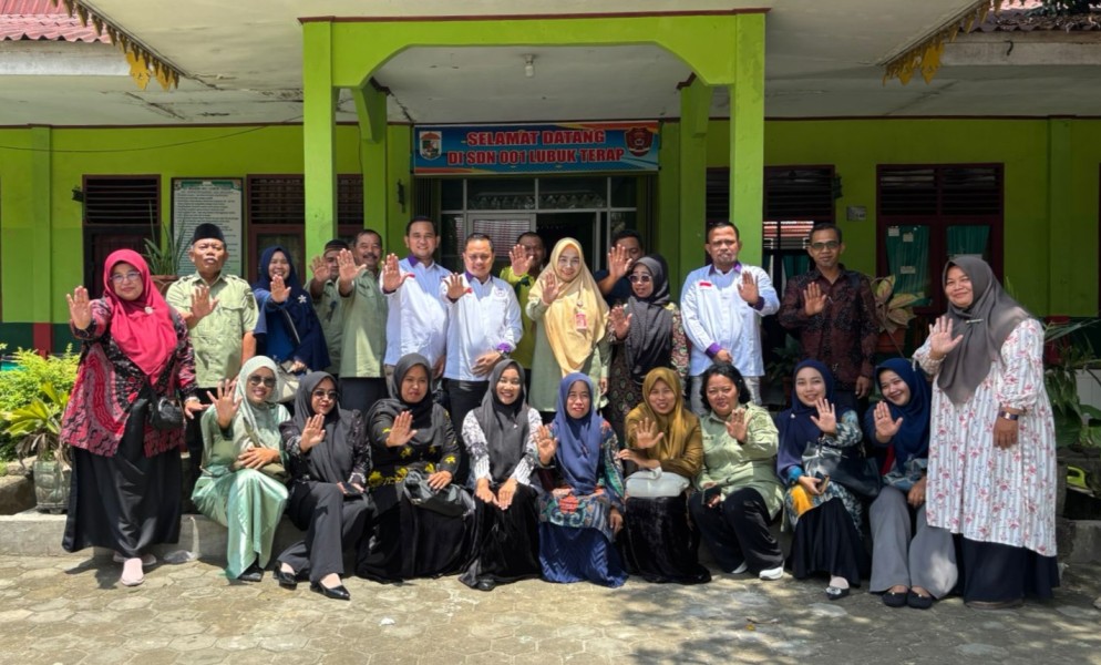 Komnas PA Pelalawan Sosialisasikan Perlindungan Anak untuk Kepala Sekolah se-Bandar Petalangan