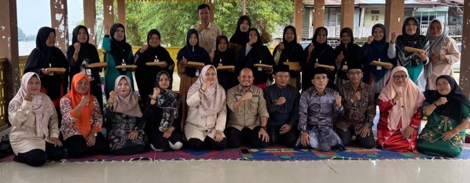 Sekolah Lansia, KepedulianPemkab Pelalawan Memperhatikan Masyarakat Berusia Senja