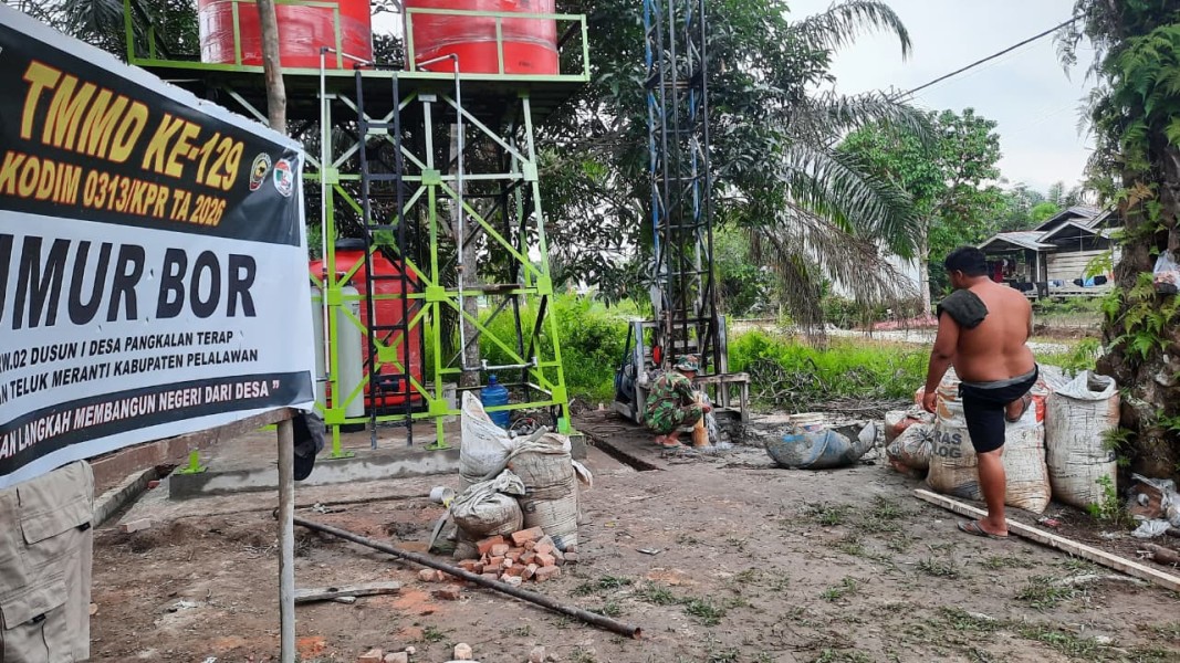Instalasi Pipa Selesai 100 Persen, Fasilitas Sumur Bor TMMD Ke-129 Kodim 0313/KPR Masuki Tahap Finis
