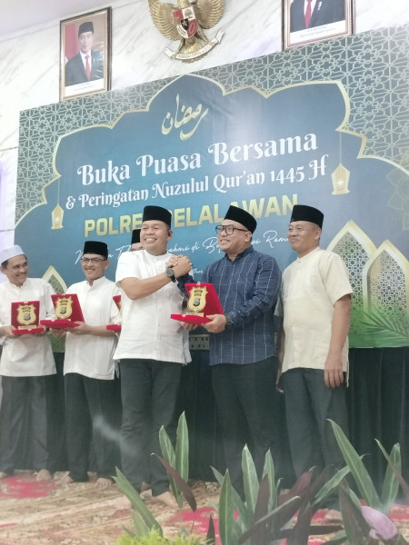 Bukber Bersama Elemen Masyarakat, Kapolres AKBP Suwinto Sampaikan Program Harmoni Ramadhan Berjalan Dengan Sukses
