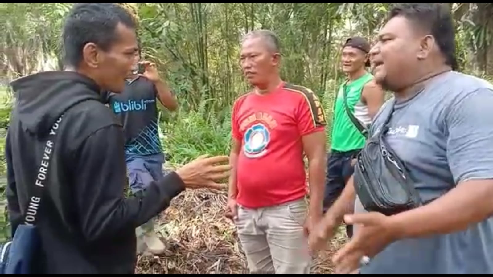 Menolak Pengerukan Parit Batas PT Serikat Putra, Ini Alasannya