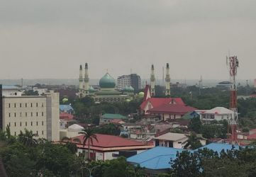 Hujan Disertai Petir dan Angin Kencang di Sebagian Wilayah Riau Hari Ini