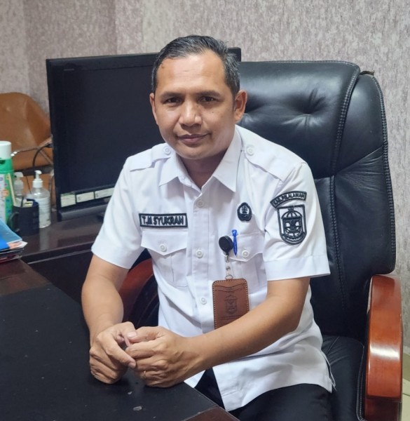 Akses Ekonomi Warga Terganggu, Pemkab Pelalawan Usulkan Perbaikan Jalan Provinsi