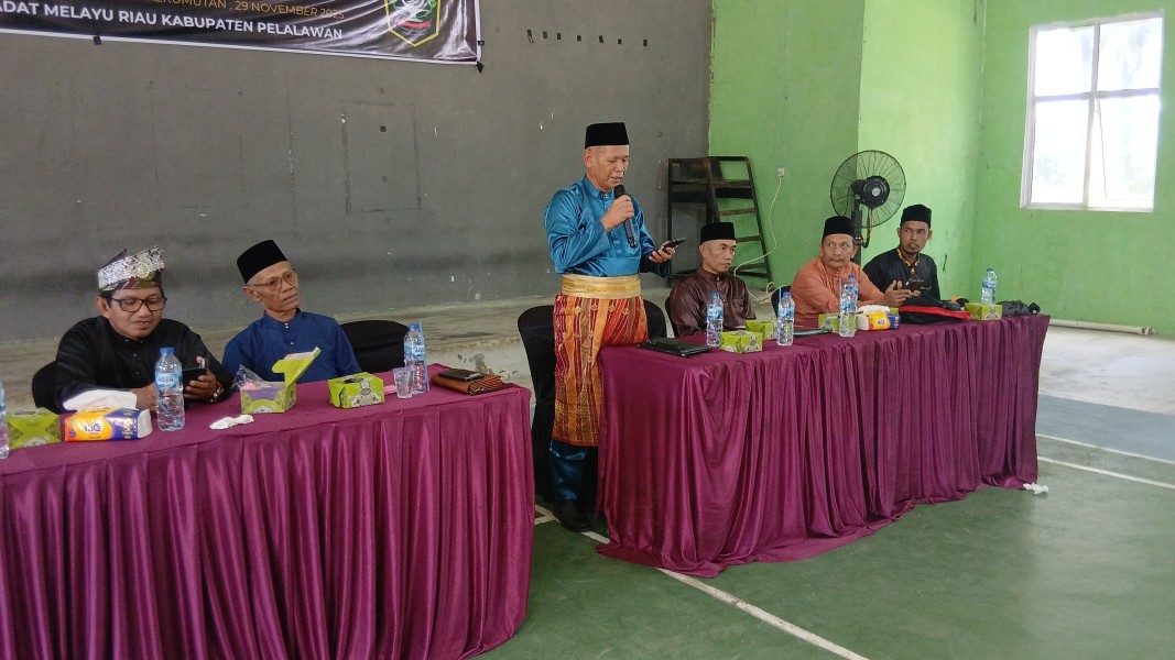 LAMR Pelalawan Turun ke Kerumutan, Tanamkan Nilai Budaya Lewat Tunjuk Ajar Melayu