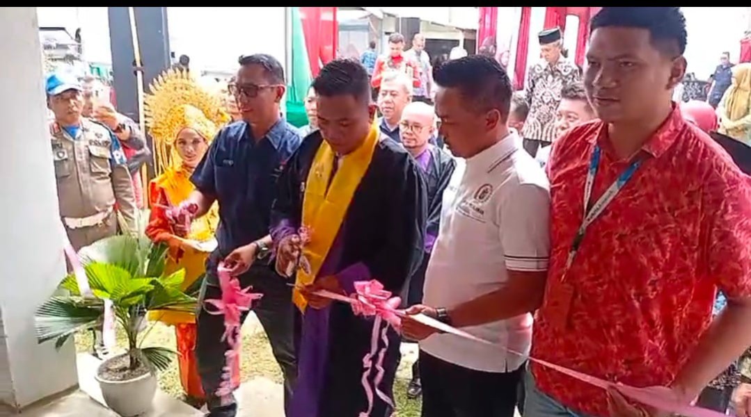 Bupati Pelalawan Resmikan Koperasi Produsen Tetesan Barokah di Kecamatan Langgam