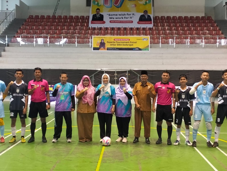 Anggota DPR RI Beri Kejutan di Pembukaan Turnamen Futsal