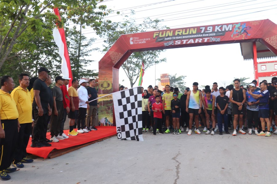 Meriahkan HUT Bhayangkara Ke-79,  Polres Pelalawan Galar Fun Run Road To Riau Bhayangkara Tahun 2025