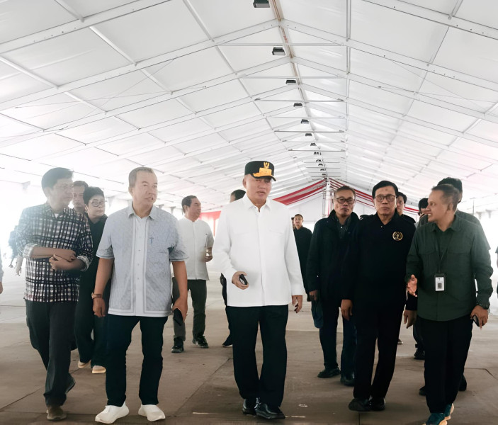 Gubernur Kalsel H. Muhidin dipastikan menerima penghargaan pena emas