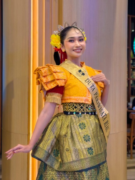 Dari Batu Bersurat ke Panggung Riau, Wahyu Trinanda Puteri Bawa Nama Pelalawan ke Grand Final Duta Pariwisata 2026