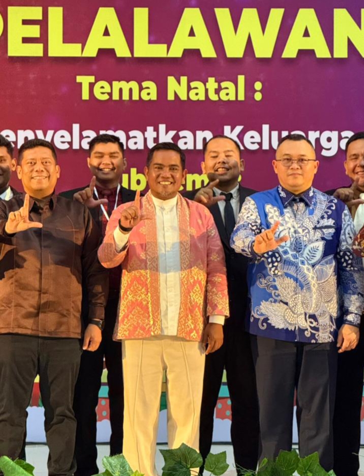Bersama Kapolres, Bupati Pelalawan Hadiri Perayaan Natal Umum Kabupaten Pelalawan Tahun 2025