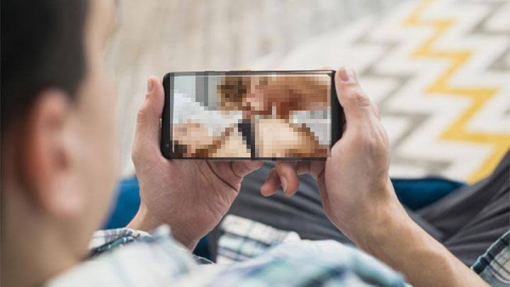 18 Video Porno Ditemukan di HP Kendi Al Absani