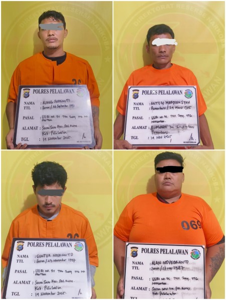 Tim Opsnal Sat Resnarkoba Polres Pelalawan Ringkus Empat Pelaku Jaringan Sabu di Pasar Sorek Satu