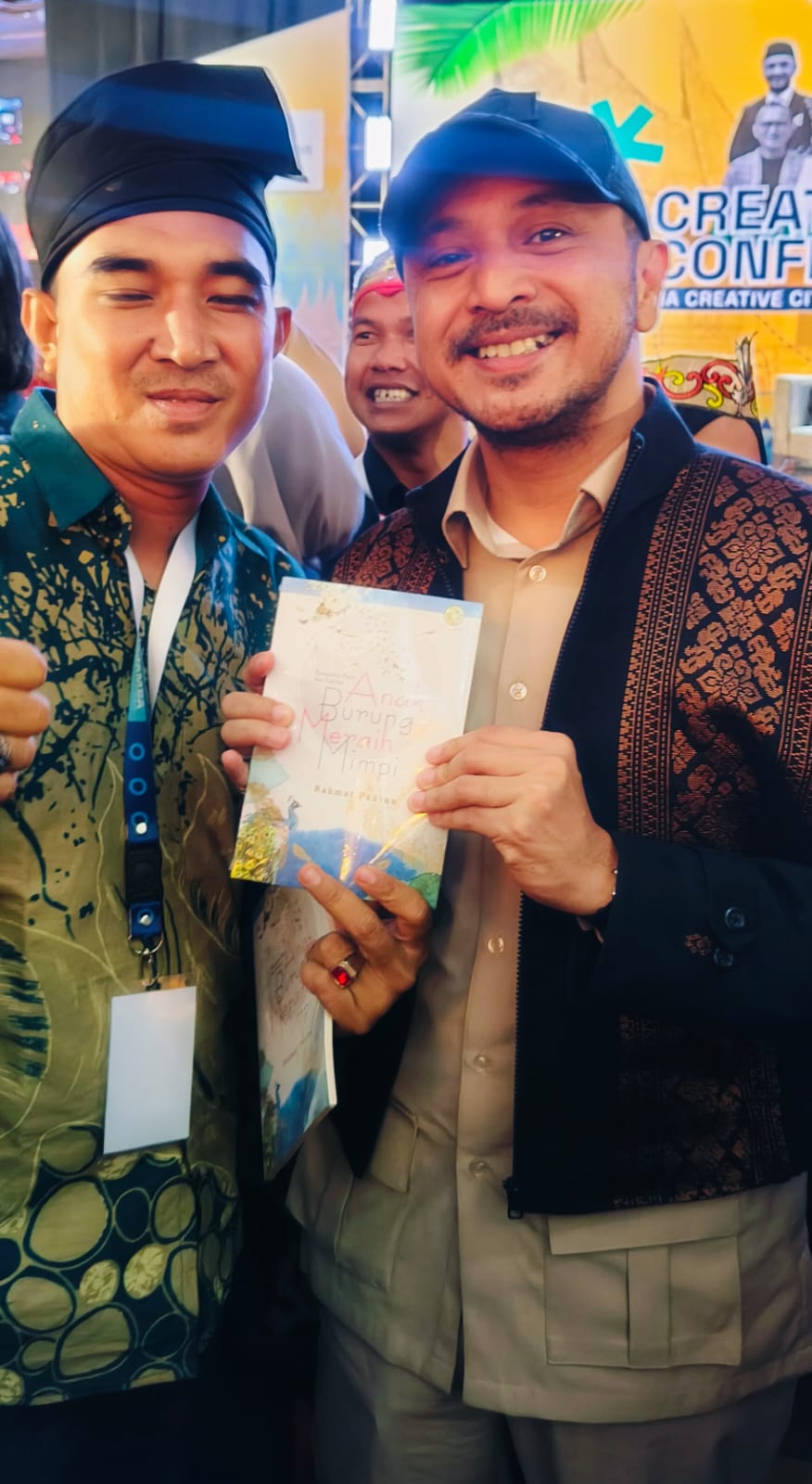 Rahmat Pantun Hadari Rakornas ICCN Di Kota Padang