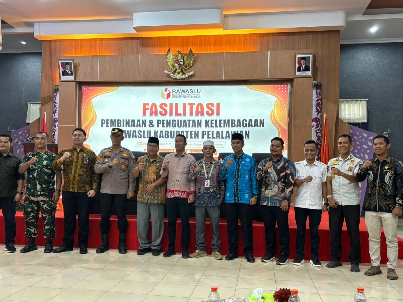 Bawaslu Pelalawan Pererat Sinergi Lewat Pembinaan dan Penguatan Kelembagaan