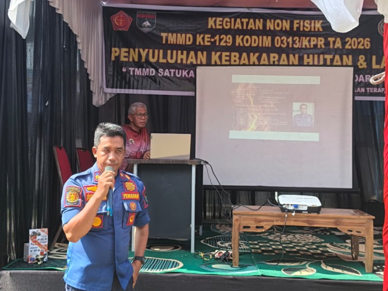Cegah Kebakaran Sejak Dini, Satgas TMMD Ke-129 Kodim 0313/KPR Gelar Penyuluhan di Pangkalan Terapa