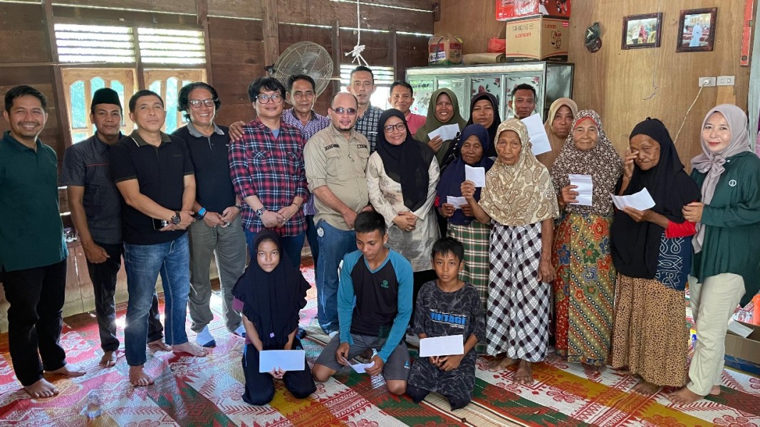 Komitmen EMP Bentu Limited dan Mitra Santuni Anak Yatim dan Kaum Dhuafa di Muara Sako
